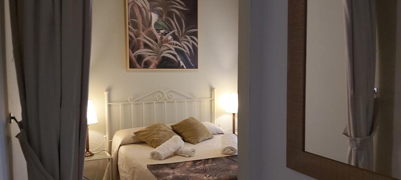 A 20 Metros De La Mezquita Catedral ,Apartamentos Turistico Cespedes 5 Кордоба Екстериор снимка