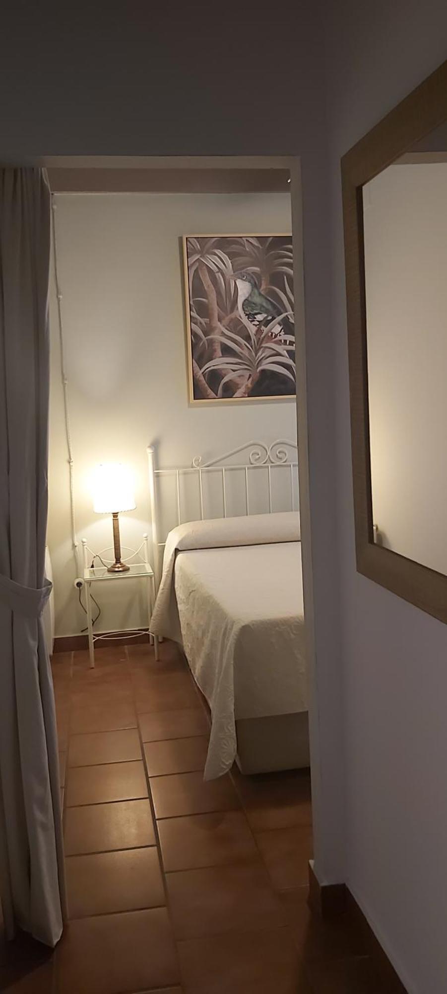 A 20 Metros De La Mezquita Catedral ,Apartamentos Turistico Cespedes 5 Кордоба Стая снимка